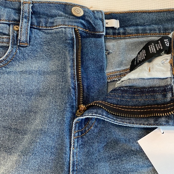 Celebrity Pink Ultra Hi Rise The Rebel Distressed Woman’s Jeans Shorts size 1 - Picture 9 of 12